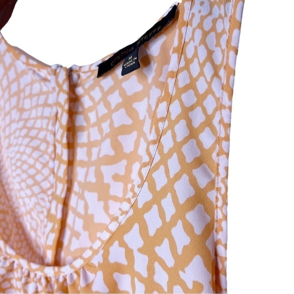 CYNTHIA STEFFE Zipper Back Sleeveless Top Size Medium in Orange and White Spiral - Picture 5 of 15